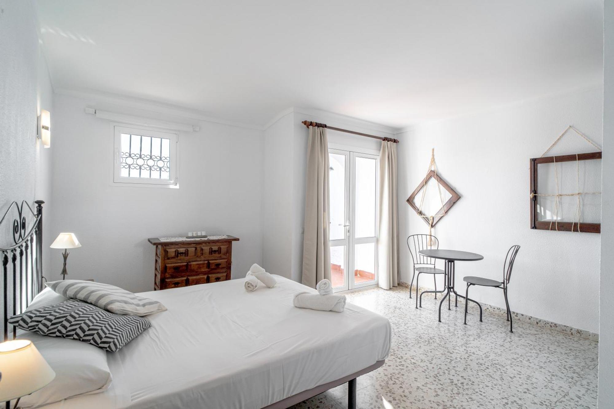 Via Romana 87 Villas Casasol Нерха Екстер'єр фото