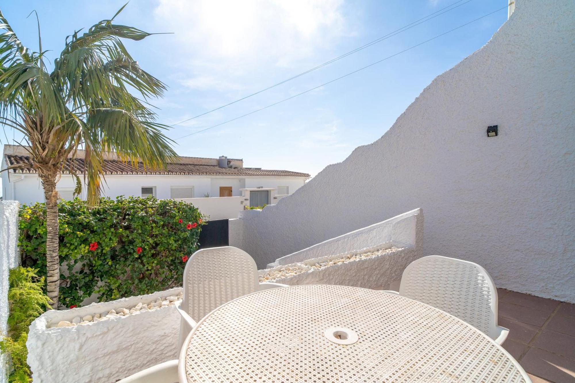 Via Romana 87 Villas Casasol Нерха Екстер'єр фото