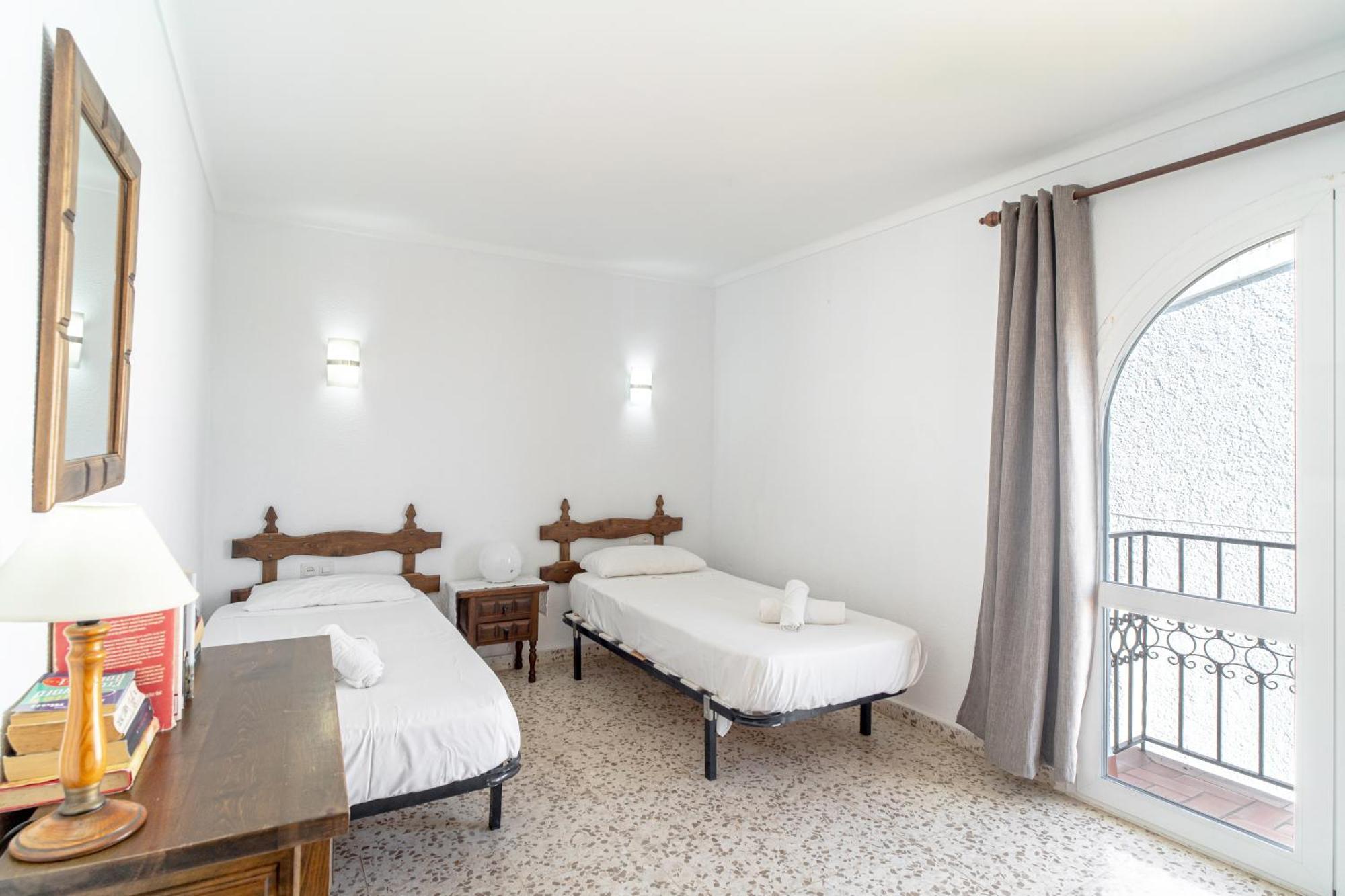 Via Romana 87 Villas Casasol Нерха Екстер'єр фото