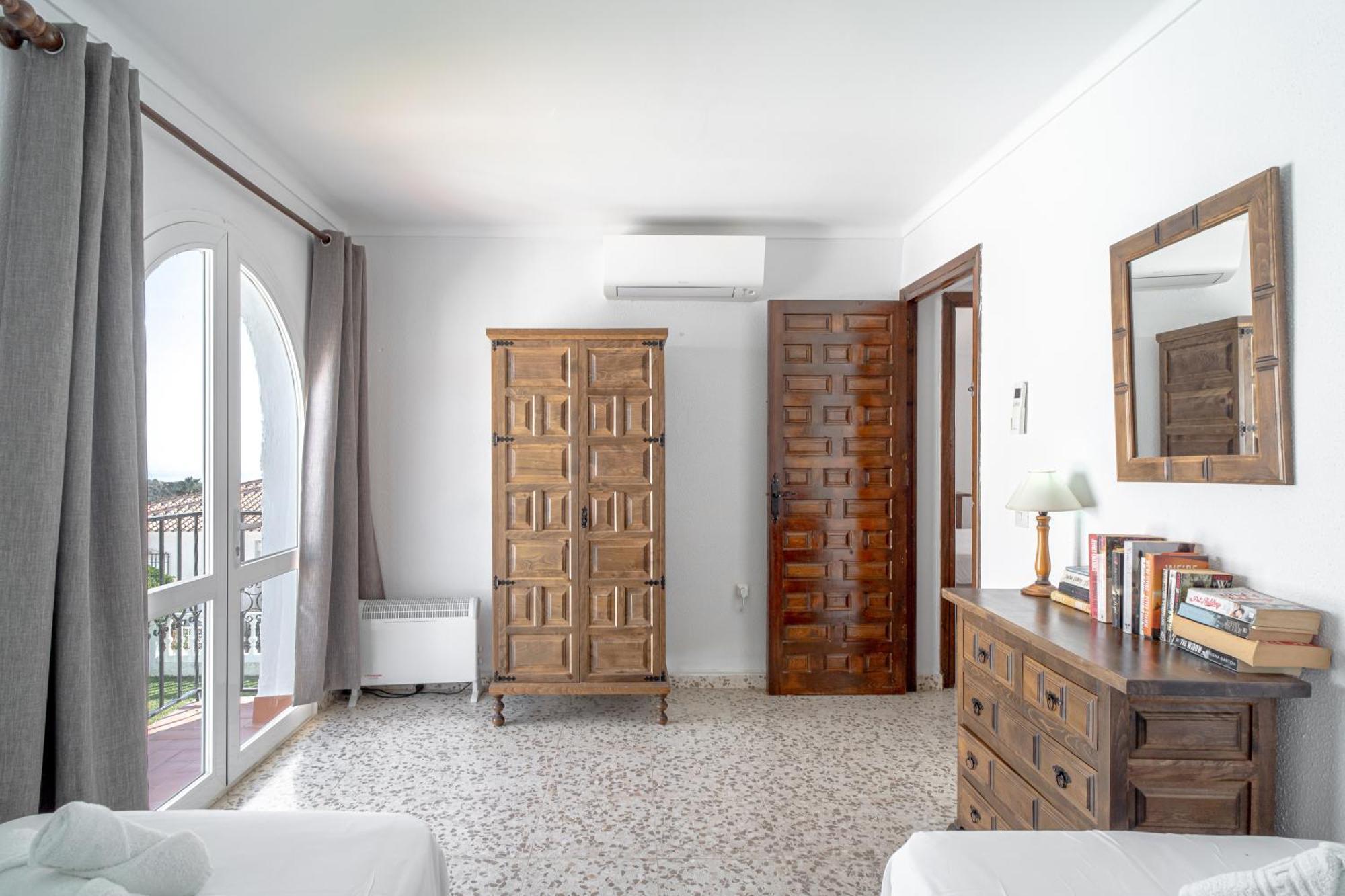 Via Romana 87 Villas Casasol Нерха Екстер'єр фото